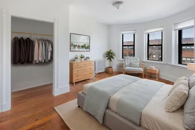 866 Huntington Ave #3 1
