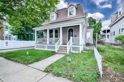 80 Linden St #B 1