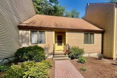 74 Bentwood Dr. #74 1