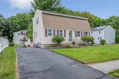 106 Newbridge Rd 1