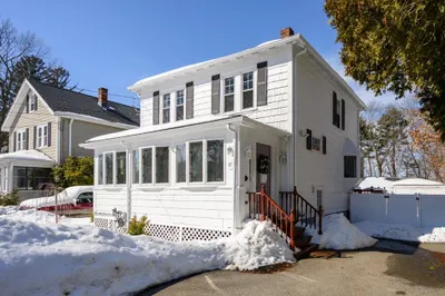 47 Academy Ave