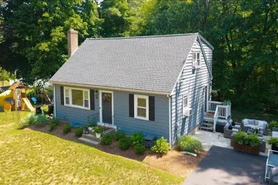 30 Chestnut St 1