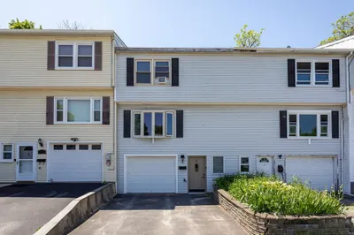 16 Arline St #16 1