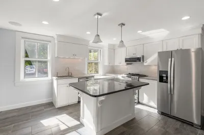 324 Union St #1 1