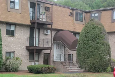 23 Erick Road #28B 1