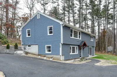 348 Pleasant St 1