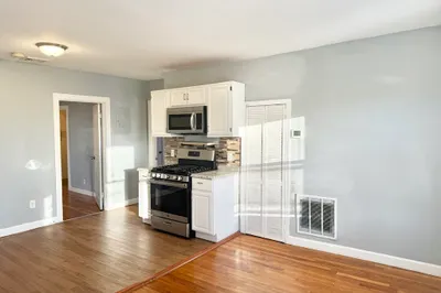 14 Addison Ave #3 1