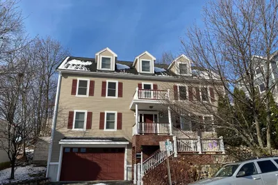 12 Governor's Avenue 1