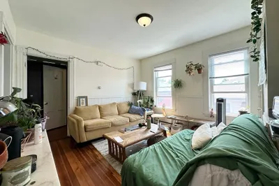 146 Webster Ave #3