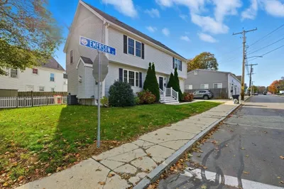 27 Emerson St #27 1