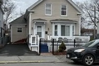 57 Bodwell St 1