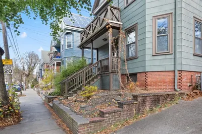 17 Willow Avenue #2