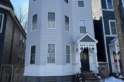 885 E Broadway 1
