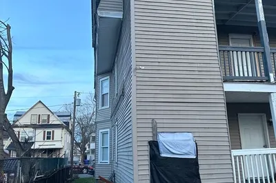 58-60 Hollywood St