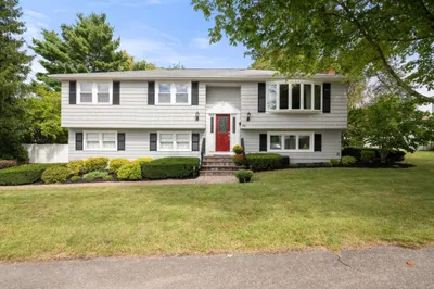 28 Evergreen Avenue 1
