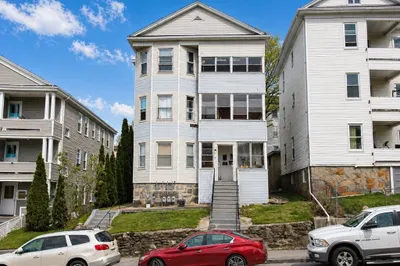 21 Sterling Street 1