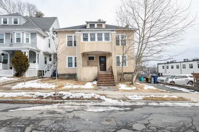 78 Park St 1