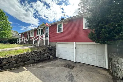 23 Rhodes Cir