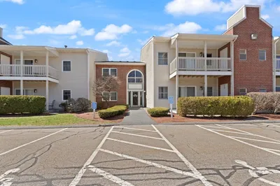 37 Rose Ct #37 1