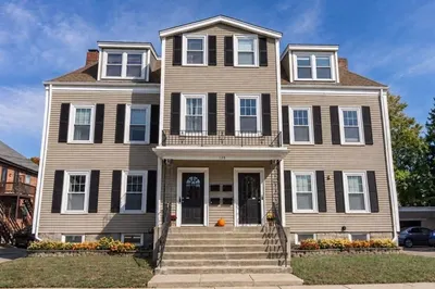 138 Robbins Street #1 1