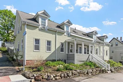 24 Chestnut St #2 1