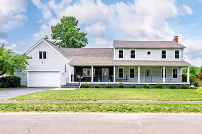 35 East Glen St 1