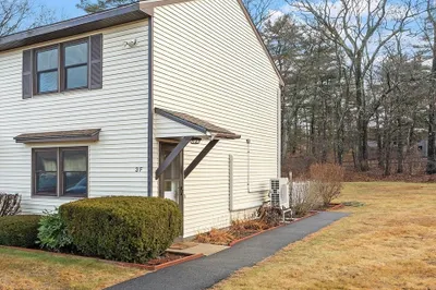 742 Daniel Shays Hwy #3F