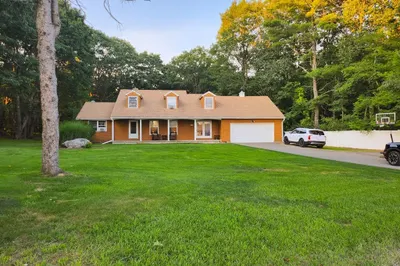 15 Hillandale Rd 1