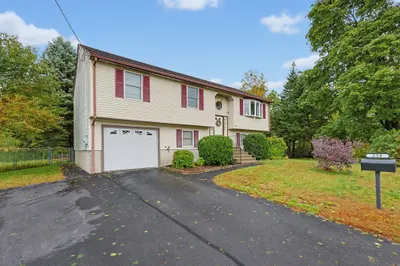 258 Dunbar St 1