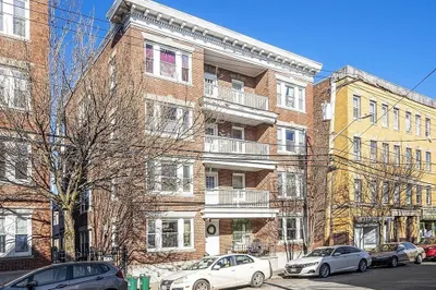 41 Harbor Street #2 1