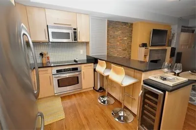 396 Beacon Street #7