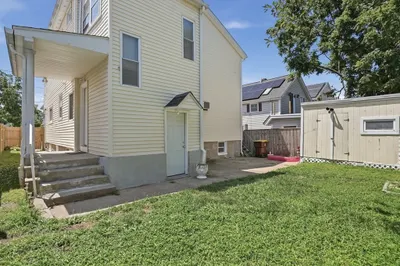 22 Sachem St 1