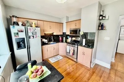 6 Malden St #2 1