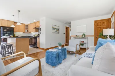 111 Nashua Rd 1