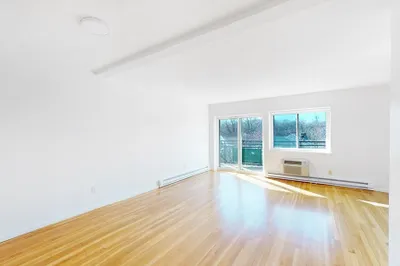 525 Highland Ave #45 1