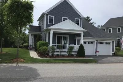 27 Mariners Way #27 1