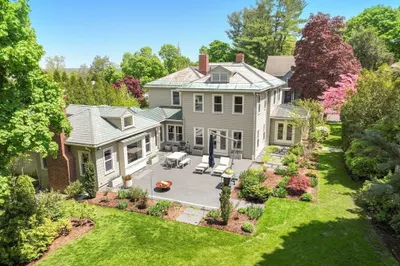 11 Highland Road 1