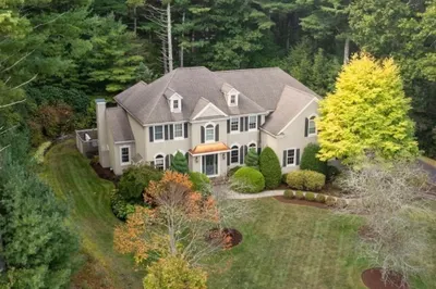 149 Country Club Way 1