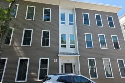 191 W 8th St #1 1