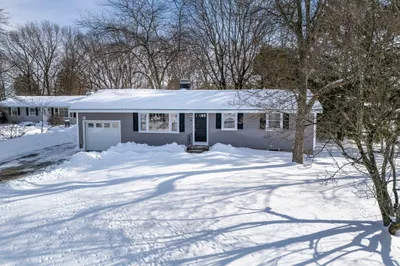 54 Roundtop Rd 1