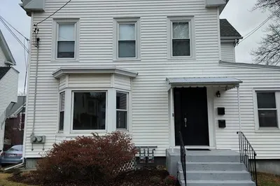 32 Hayden St #1