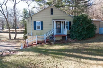 1156 Stafford Street 1