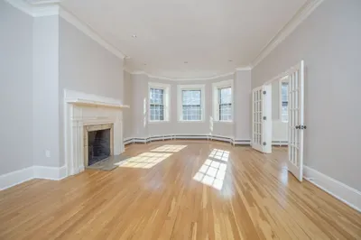 113 Commonwealth Ave #4