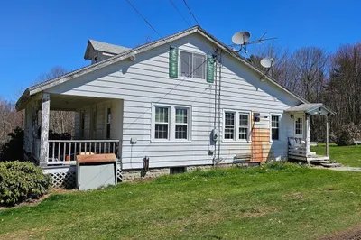 41 Dresser Hill Road 1