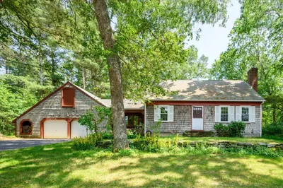 201 Lake Shore Dr 1
