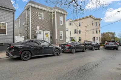 32 Fountain Ave #1