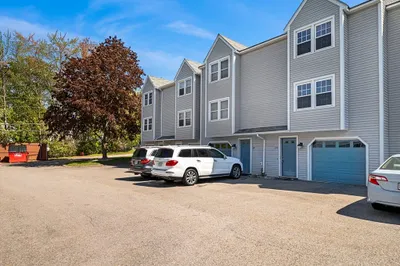 1431 Pawtucket Blvd #20 1