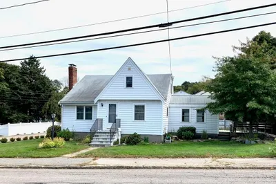 58 Common St 1