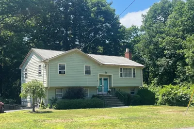 16 Geiger Drive 1