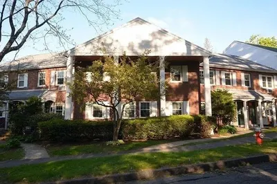 157 Round Hill Rd #157